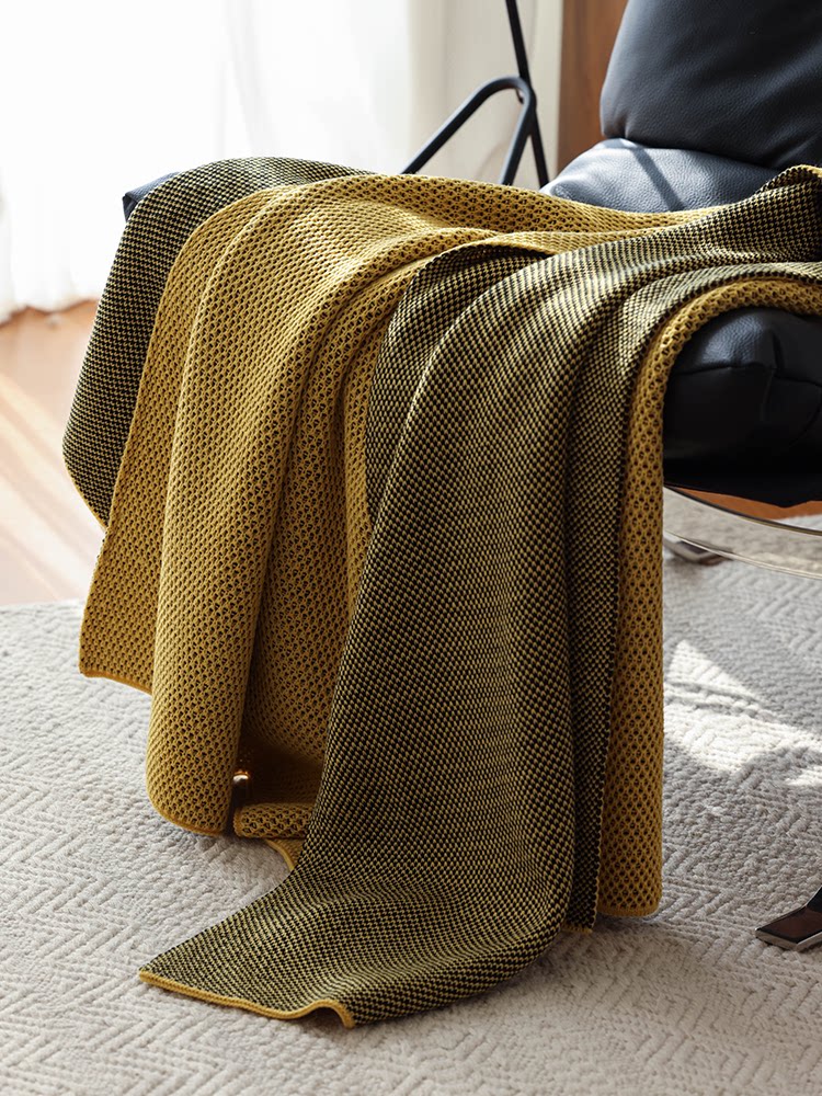 Casual Knitted Throw Blanket – Cozy Sofa, Bed & Nap Decorative Blanket
