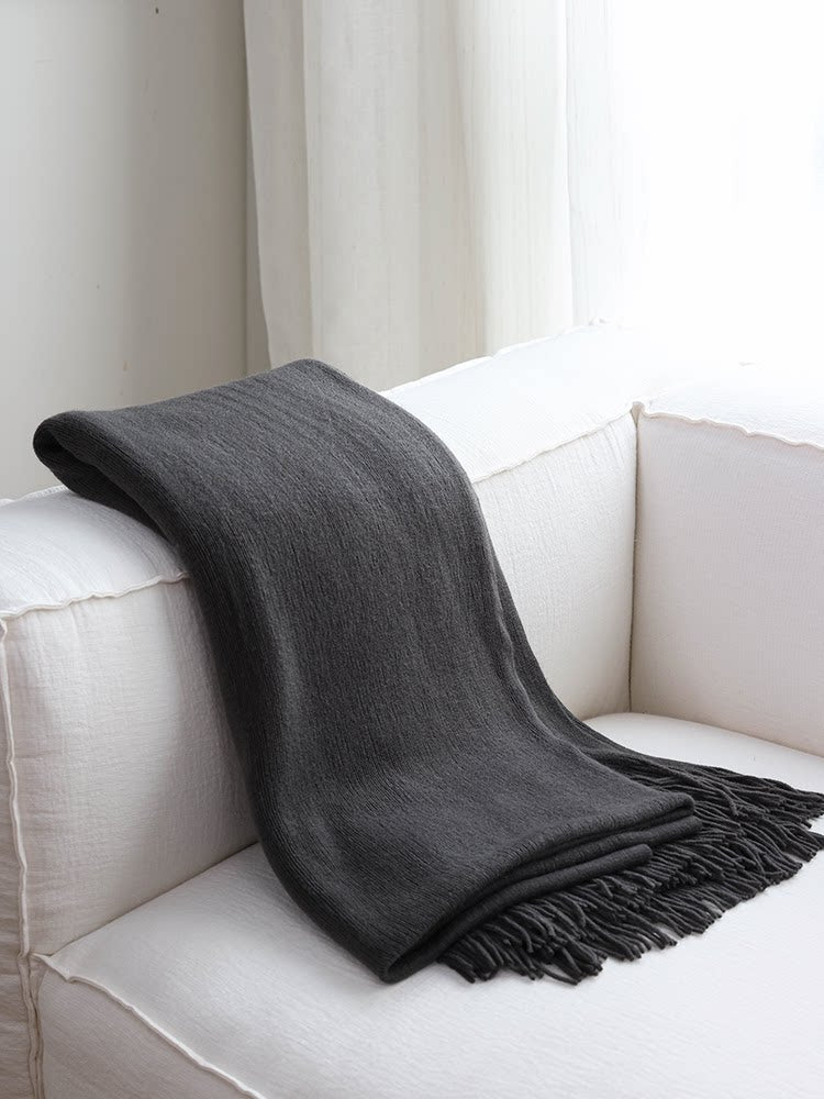Wabi-Sabi Knitted Throw Blanket – Minimalist Sofa & Bed Decorative Cover