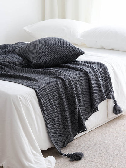 Nordic Brown Knitted Throw Blanket – Minimalist Sofa & Bed Decorative Blanket
