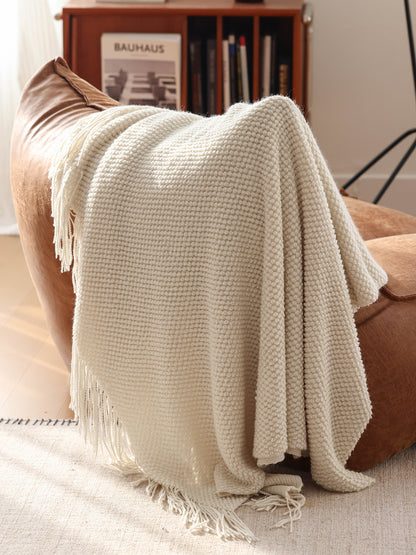Gestrickte Decke im nordischen Kornmuster – Dekorativer Überwurf für Sofa & Bett