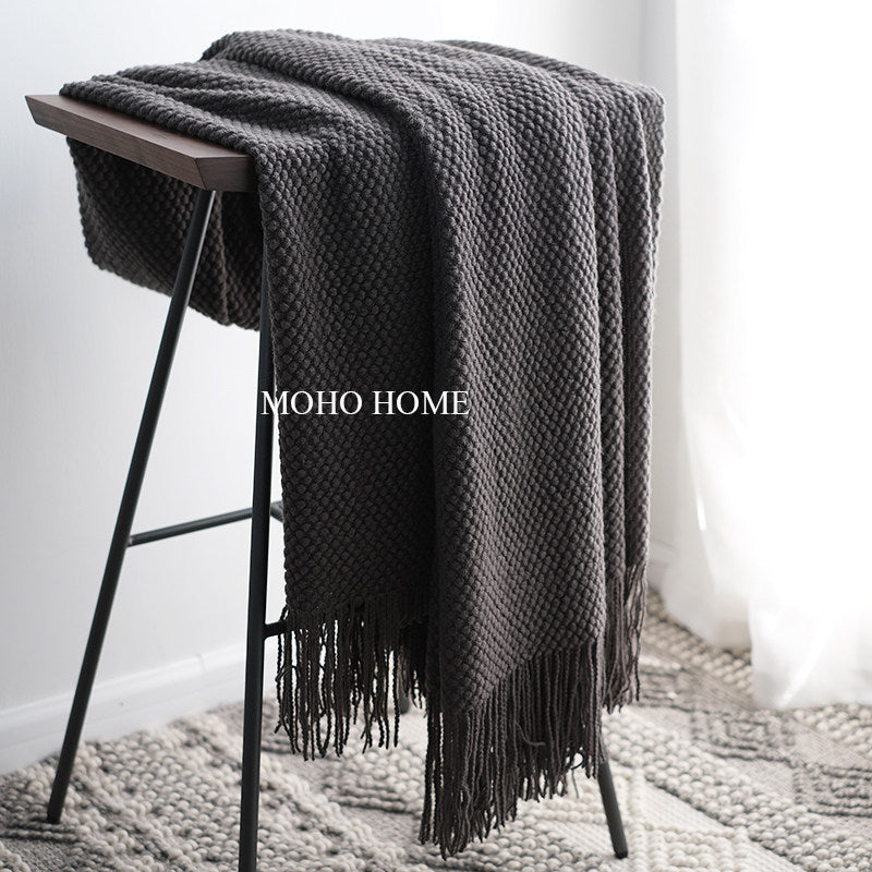 Gestrickte Decke im nordischen Kornmuster – Dekorativer Überwurf für Sofa & Bett