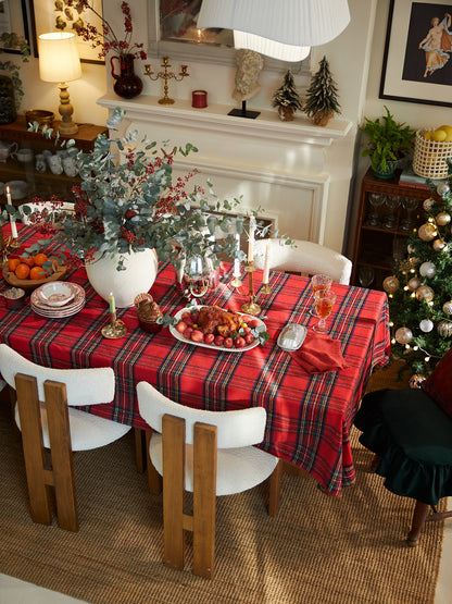 Red Checkered Christmas Tablecloth – Vintage Classic Holiday Dining Table Cover