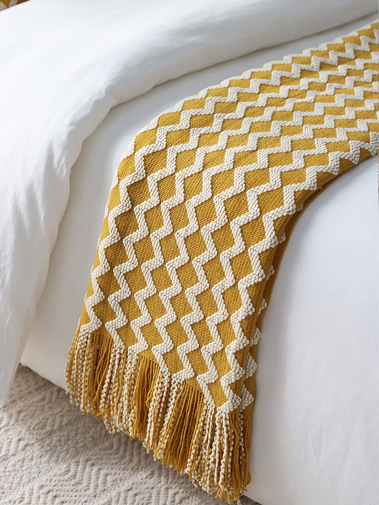 Nordic Yellow Knitted Throw Blanket – Long Decorative Sofa & Bed Runner