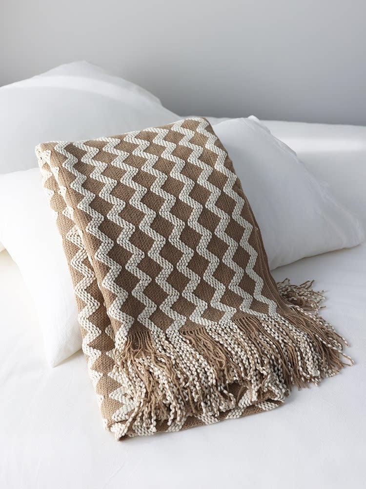 Nordic Yellow Knitted Throw Blanket – Long Decorative Sofa & Bed Runner
