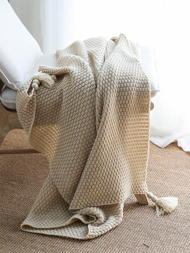 Nordic Brown Knitted Throw Blanket – Minimalist Sofa & Bed Decorative Blanket