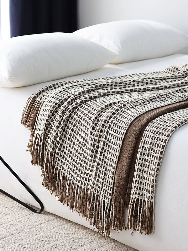 Nordic Knitted Throw Blanket – Minimalist Sofa & Bed Decorative Runner
